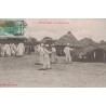 SENEGAL - LOUGA -UN COIN DE LOUGA - ANIMATION - CARTE DATEE DE 1909 NON CIRCULEE.