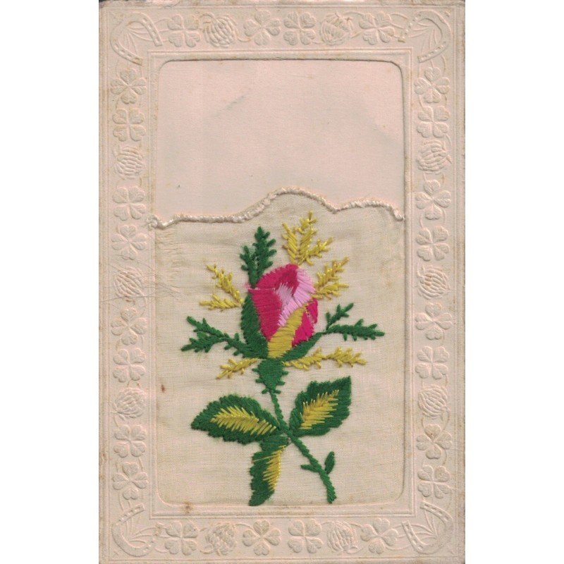 CARTE BRODEE - FLEUR -  CARTE AVEC TEXTE DE 1917.