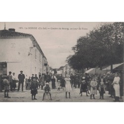 LA RONDE - CENTRE DU BOURG...