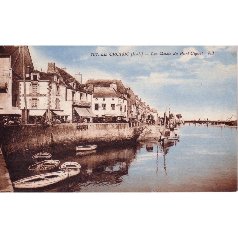 LE CROISIC - LES QUAIS DU PORT SIGUET - CARTE AVEC TEXTE.