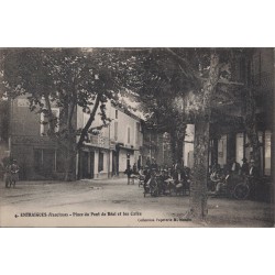 ENTRAIGUES - PLACE DU PONT...