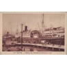 SAIGON - BATEAUX DES MESSAGERIES MARITIMES A QUAI - CARTE NON CIRCULEE.