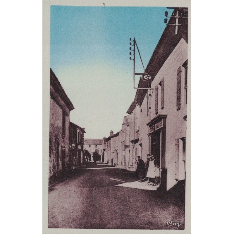 copy of VEDENE - LE MONUMENT AUX MORTS - CONTRUCTEUR: GENIN - CARTE NON CIRCULEE.
