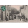 VEDENE -  LE COURS NOTRE DAME -  ANIMATION - ENFANTS - CARTE DATEE DE 1908.