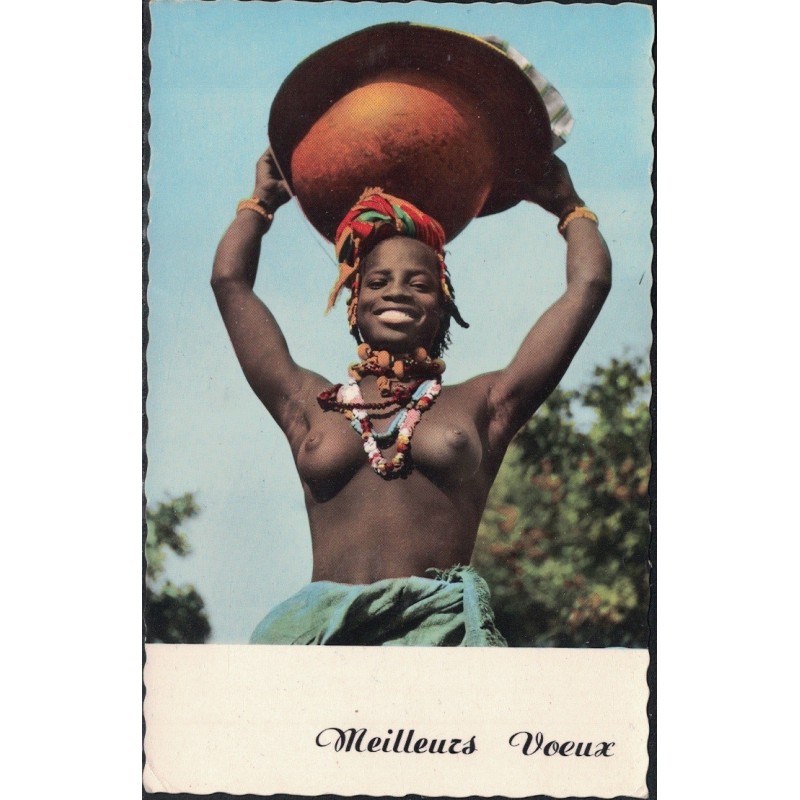 copy of copy of FEMME GIRIAMA - KENYA - SEINS NUS.