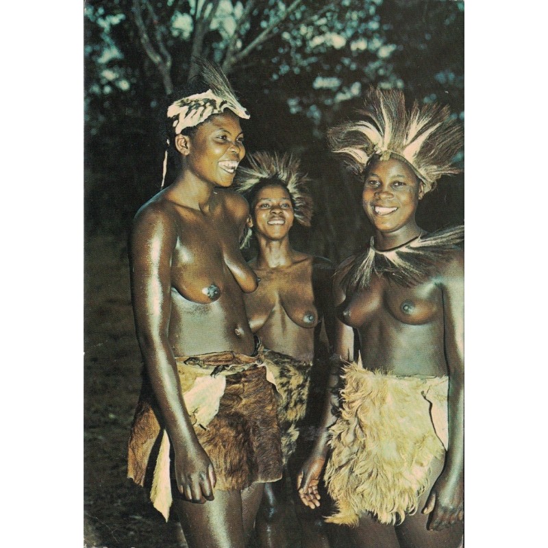 copy of copy of copy of FEMME GIRIAMA - KENYA - SEINS NUS.