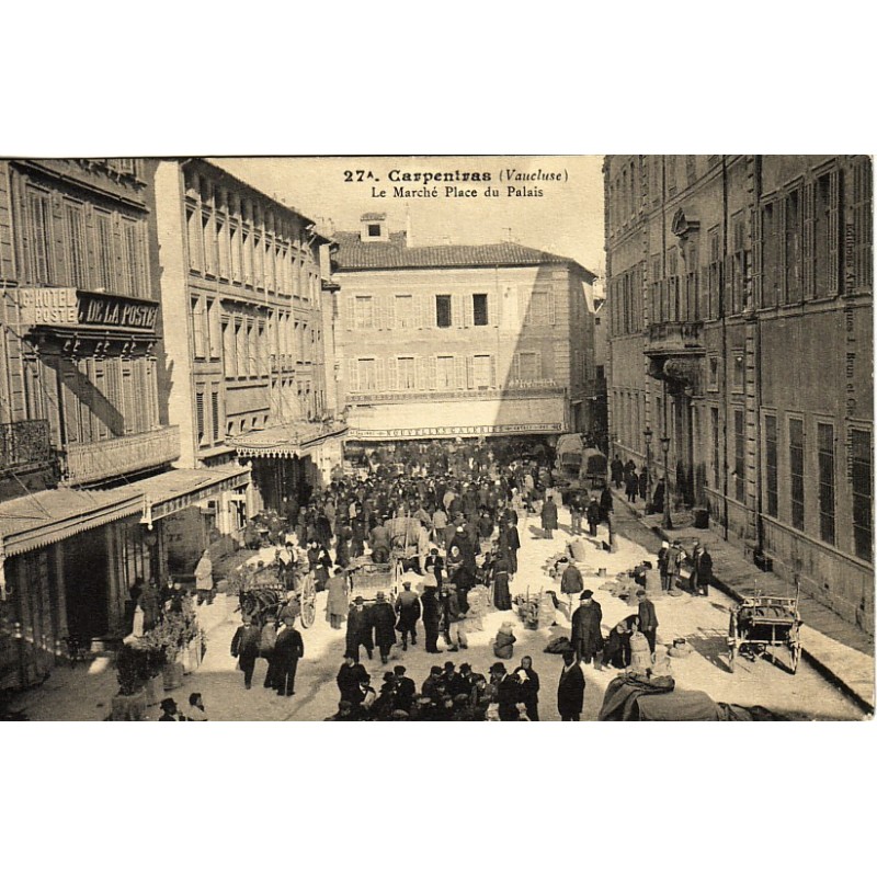 CARPENTRAS - LE MARCHE PLACE DU PALAIS - BELLE ANIMATION - CARTE POSTALE NEUVE.