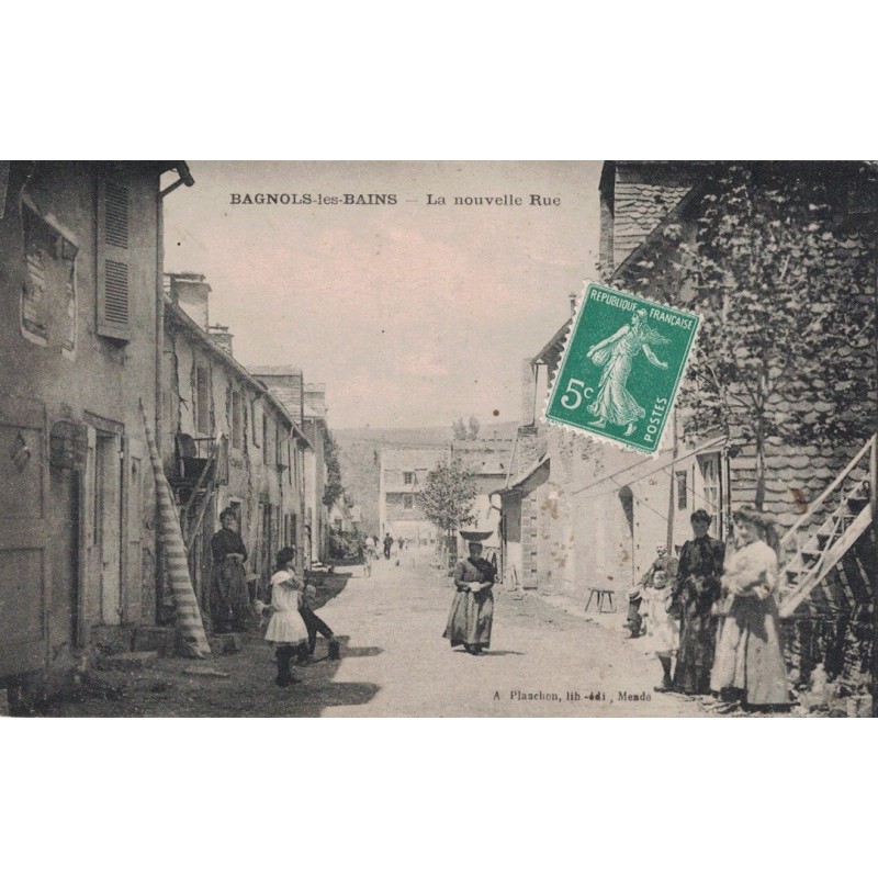 BAGNOLS LES BAINS - LA NOUVELLE RUE - CARTE AVEC TEXTE.