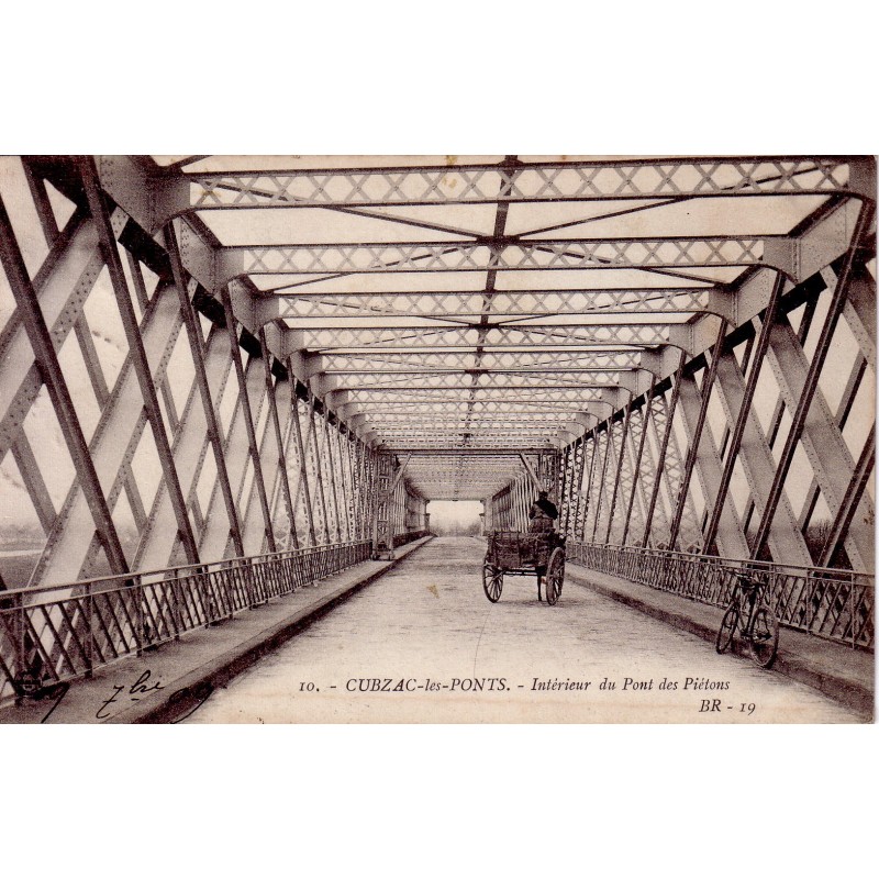 CUBZAC LES PONTS - INTERIEUR DU PONT DES PIETONS - CARTE DATEE DE 1909.